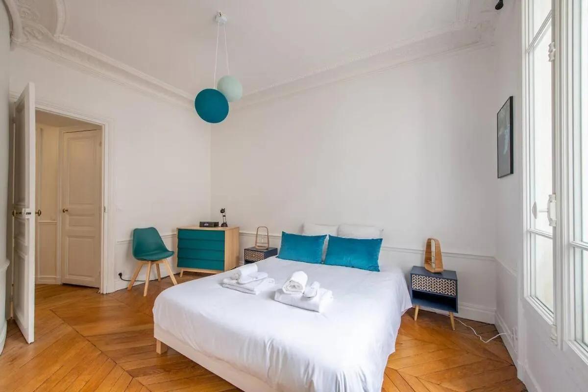 Apartamento Stunning Parisian Getaway