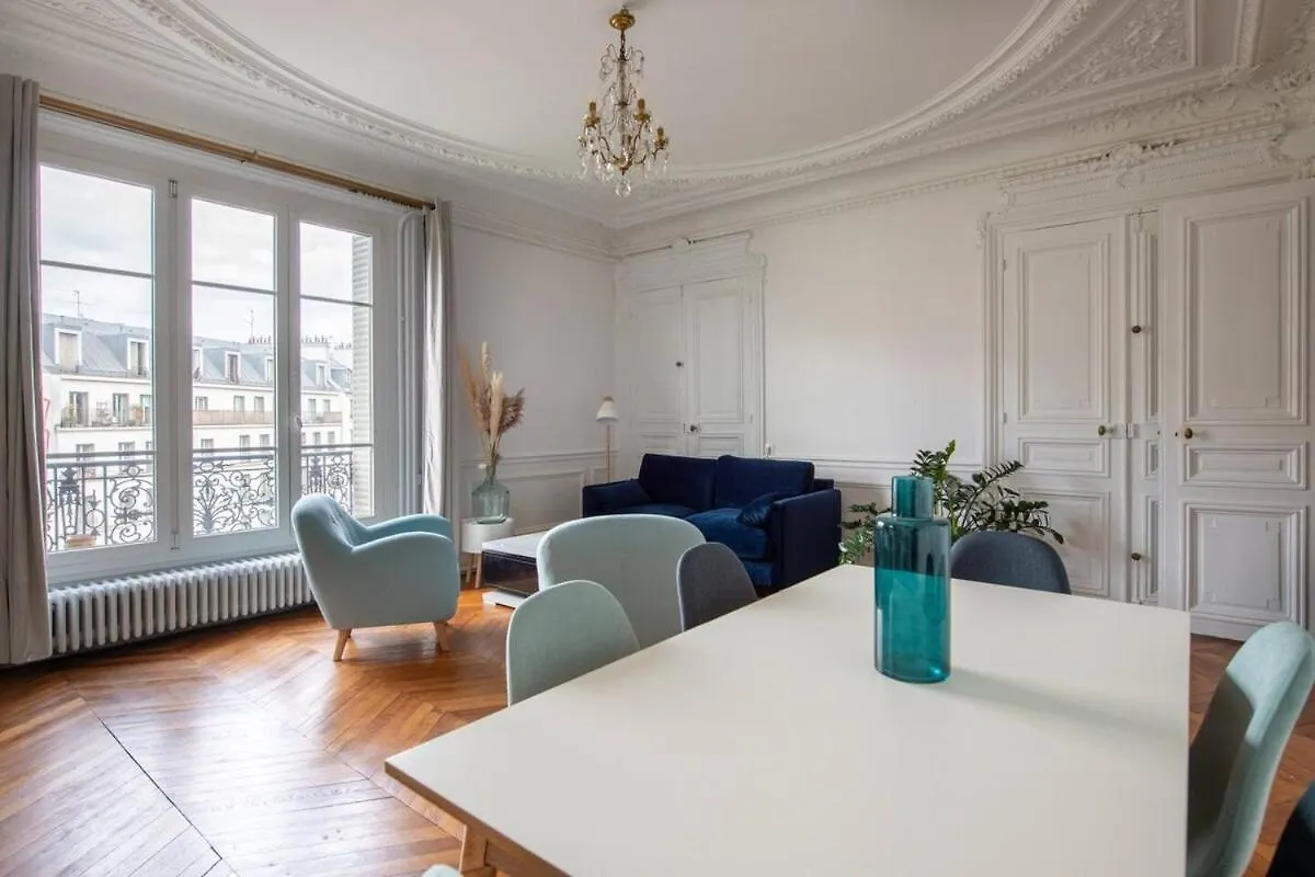 Apartamento Stunning Parisian Getaway